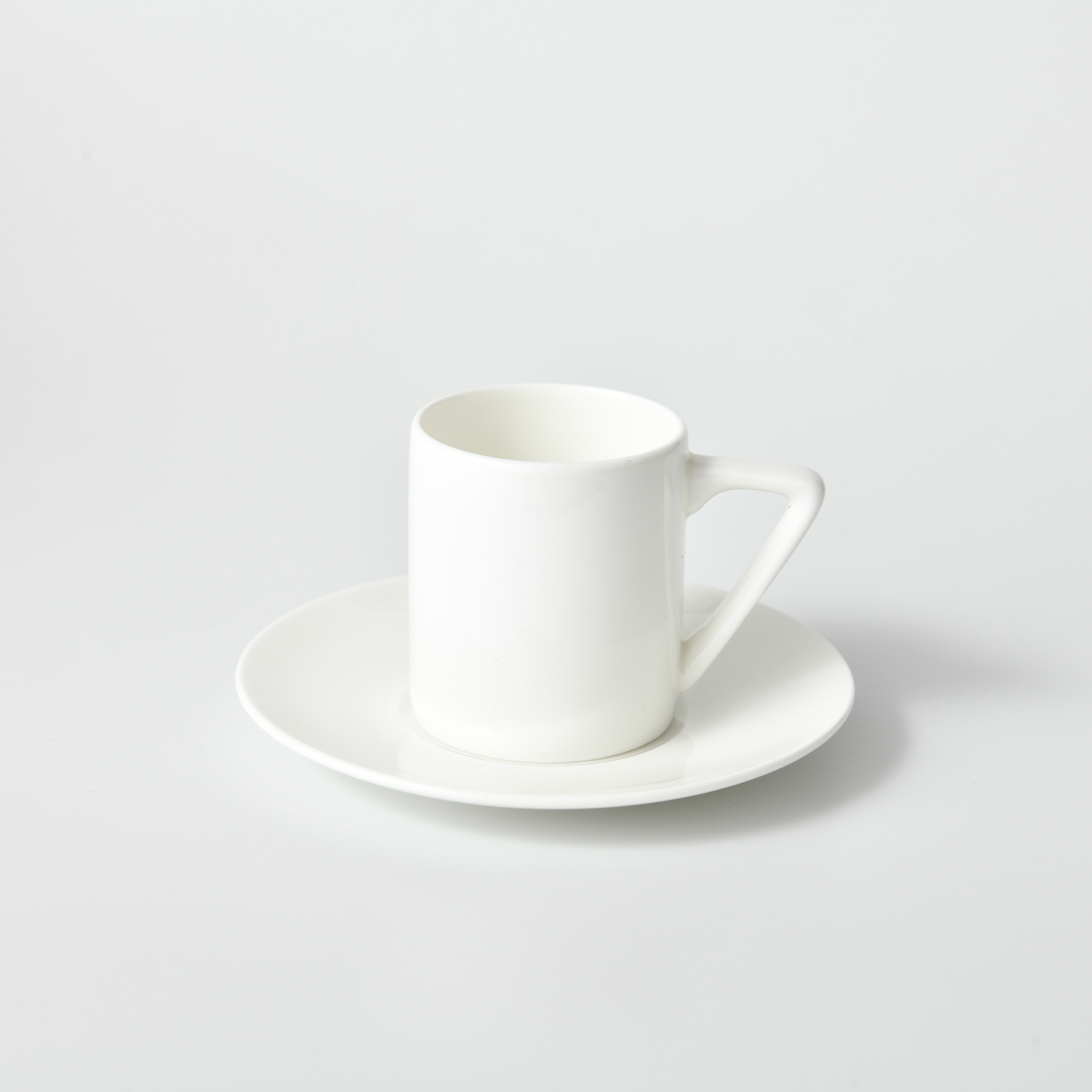 Кофейная чашка с блюдцем (костяной фарфор) – 90 мл